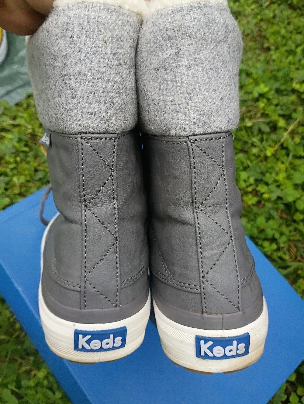 Keds cozy gray